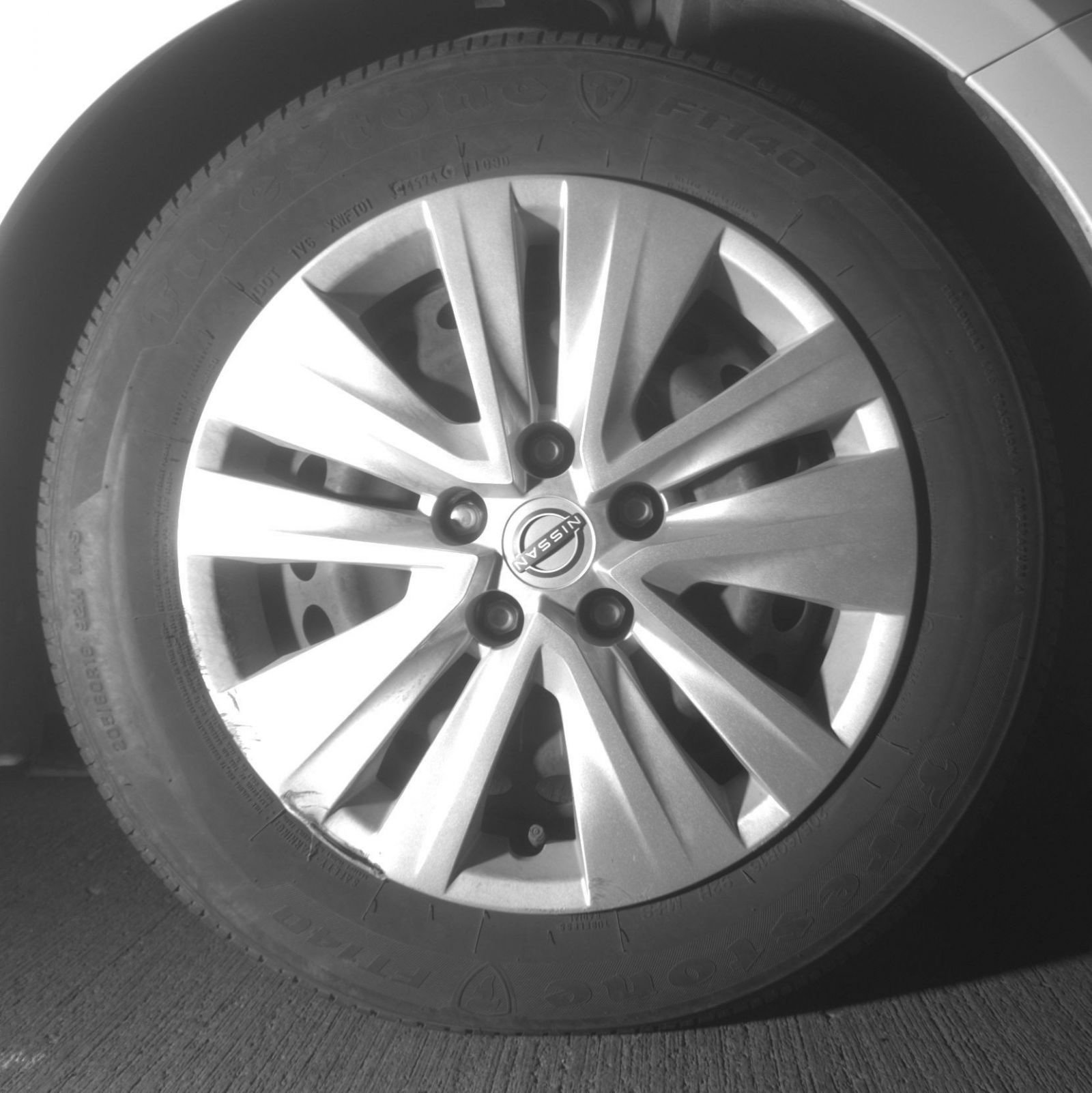 Used 2025 Nissan Sentra S FWD image 16