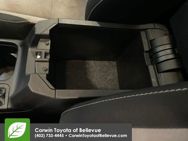 Used 2018 Toyota RAV4 XLE image 26