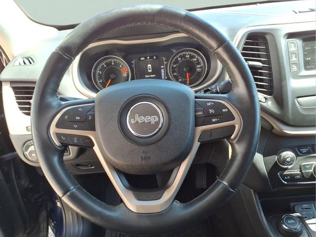 Used 2016 Jeep Cherokee Latitude image 15