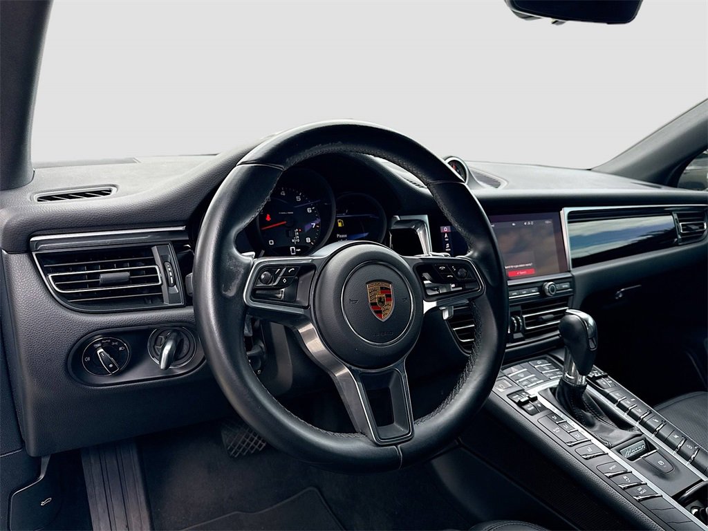 Used 2021 Porsche Macan image 10