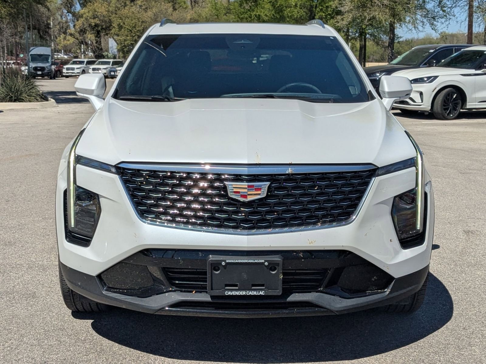 Used 2024 Cadillac XT4 Premium Luxury image 8