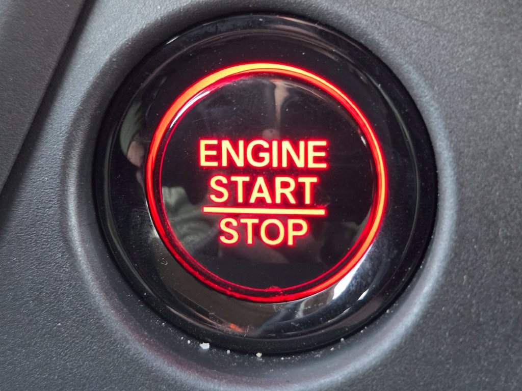 Certified 2025 Honda Pilot Elite image 44