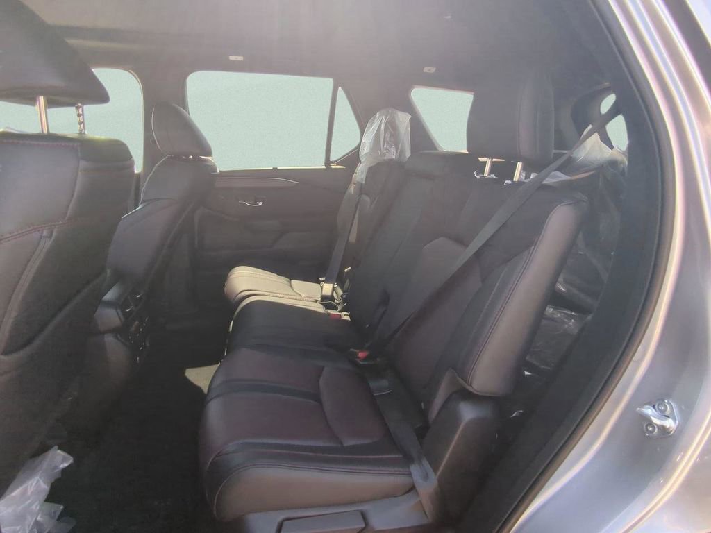 New 2026 Honda Pilot Black Edition image 14