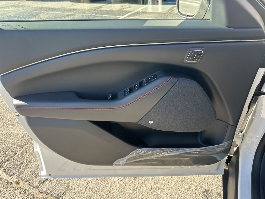 Used 2025 Ford Mustang Mach-E Premium w/ Sport Appearance Package image 27