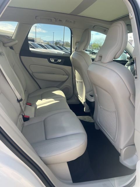 Used 2023 Volvo XC60 B5 Plus w/ Protection Package Premier image 27