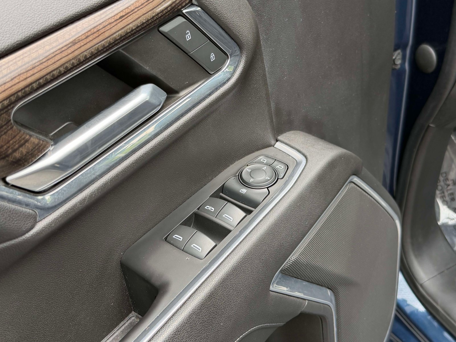 Used 2023 Chevrolet Silverado 1500 LT AWD/4WD image 20