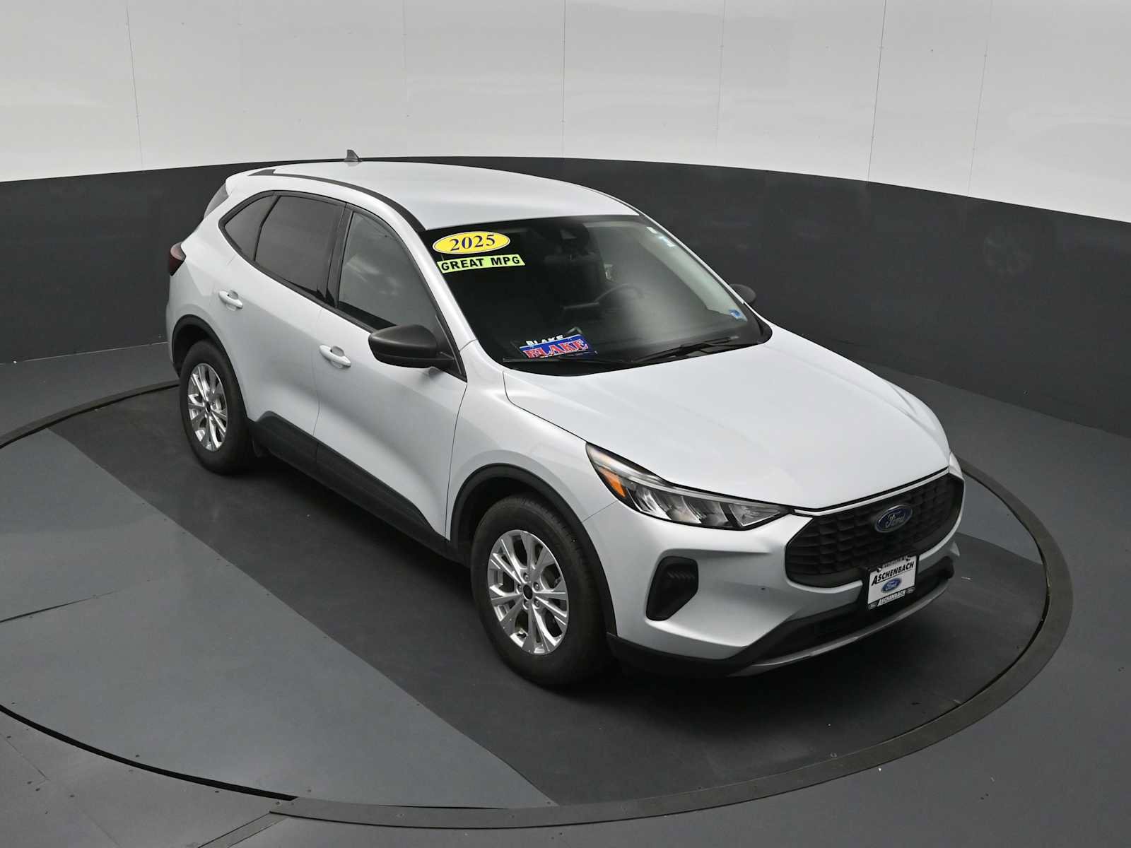Certified 2025 Ford Escape Active w/ Cold Weather Package FWD image 42
