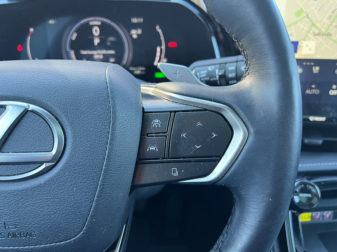 Used 2024 Lexus NX 300h AWD w/ Luxury Package image 19