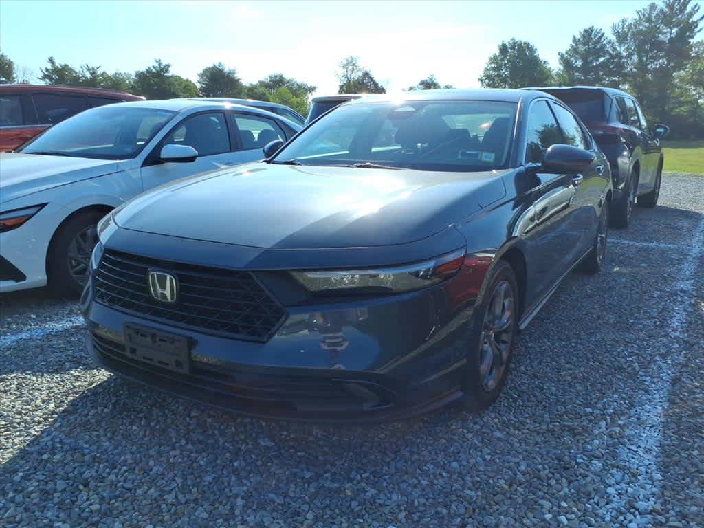 Used 2024 Honda Accord EX image 3