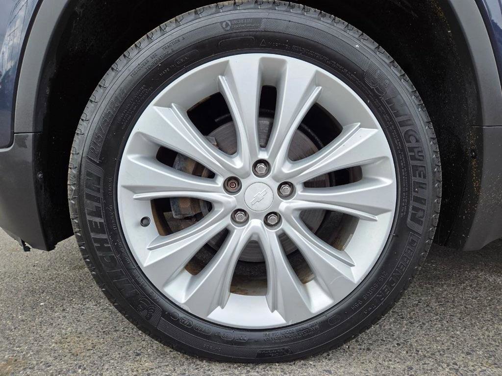 Used 2018 Chevrolet Trax Premier AWD/4WD image 30