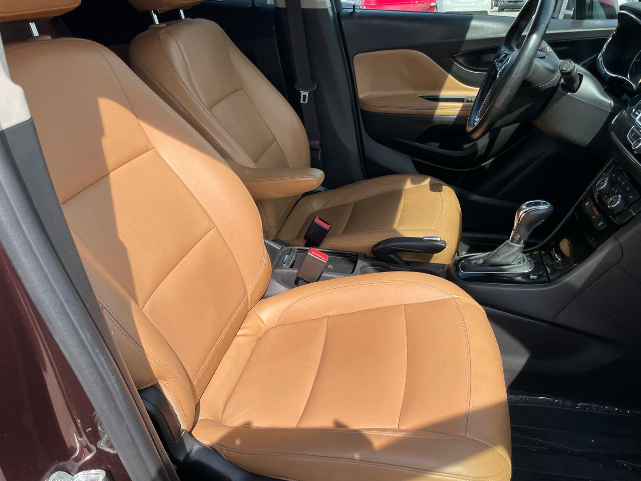 Used 2017 Buick Encore Essence FWD image 32