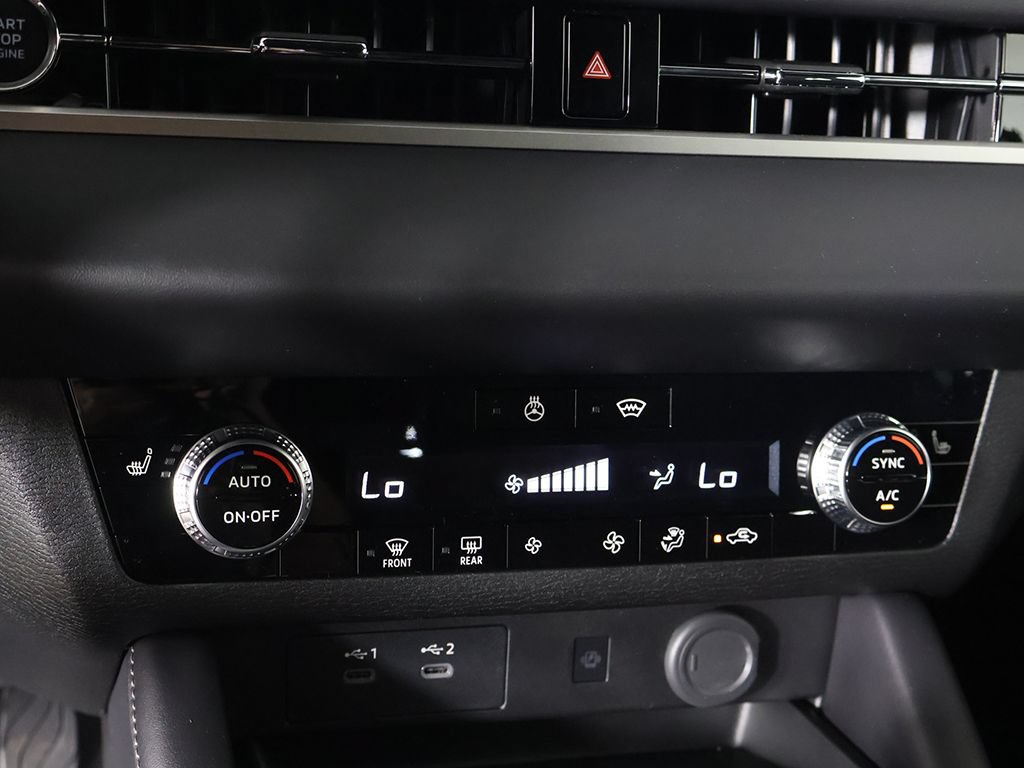 New 2026 Mitsubishi Outlander LE AWD/4WD image 43