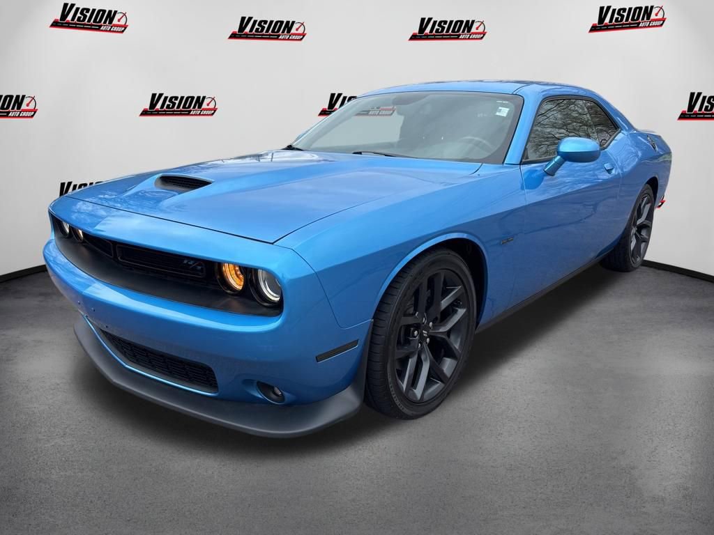 Used 2019 Dodge Challenger R/T w/ Plus Package RWD image 1