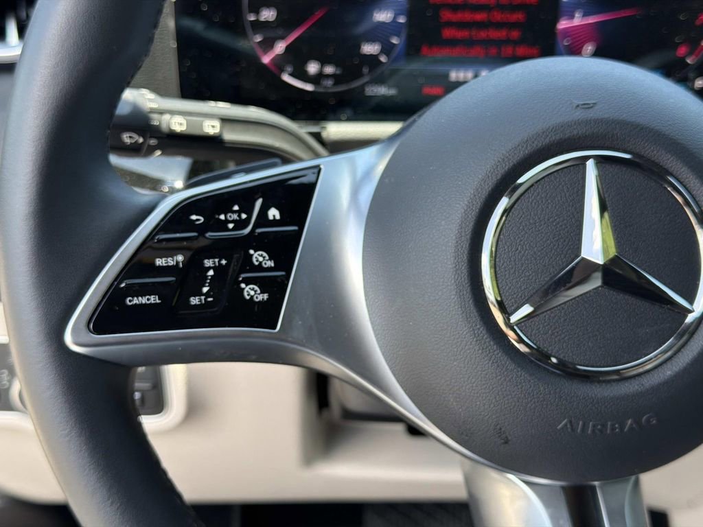 Used 2025 Mercedes-Benz GLA 250 image 23