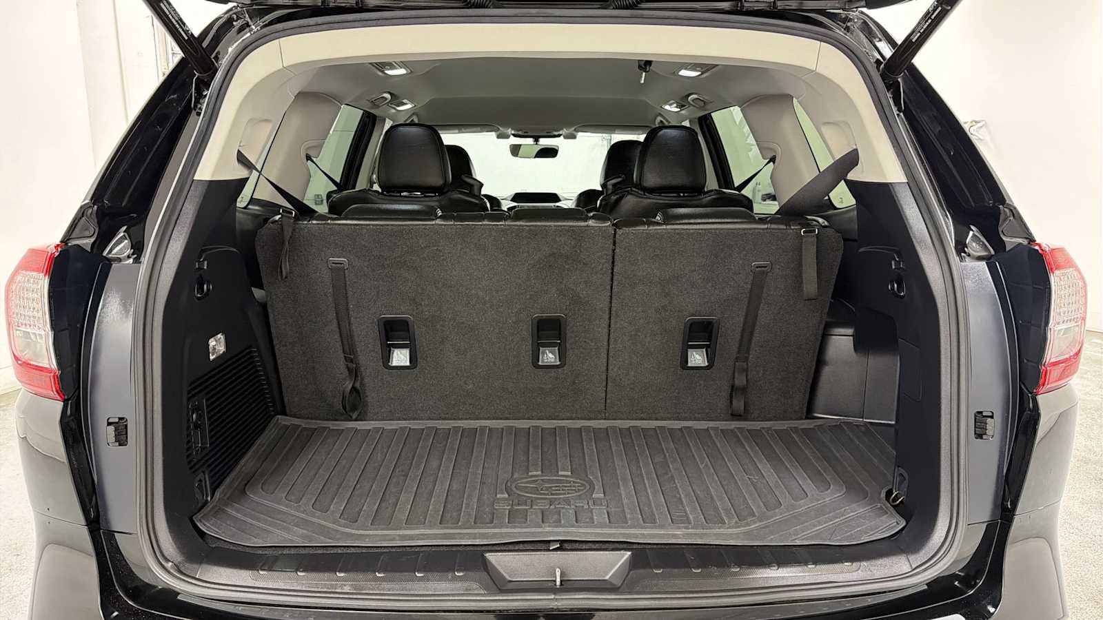 Used 2019 Subaru Ascent Premium w/ Popular Package #2A image 27