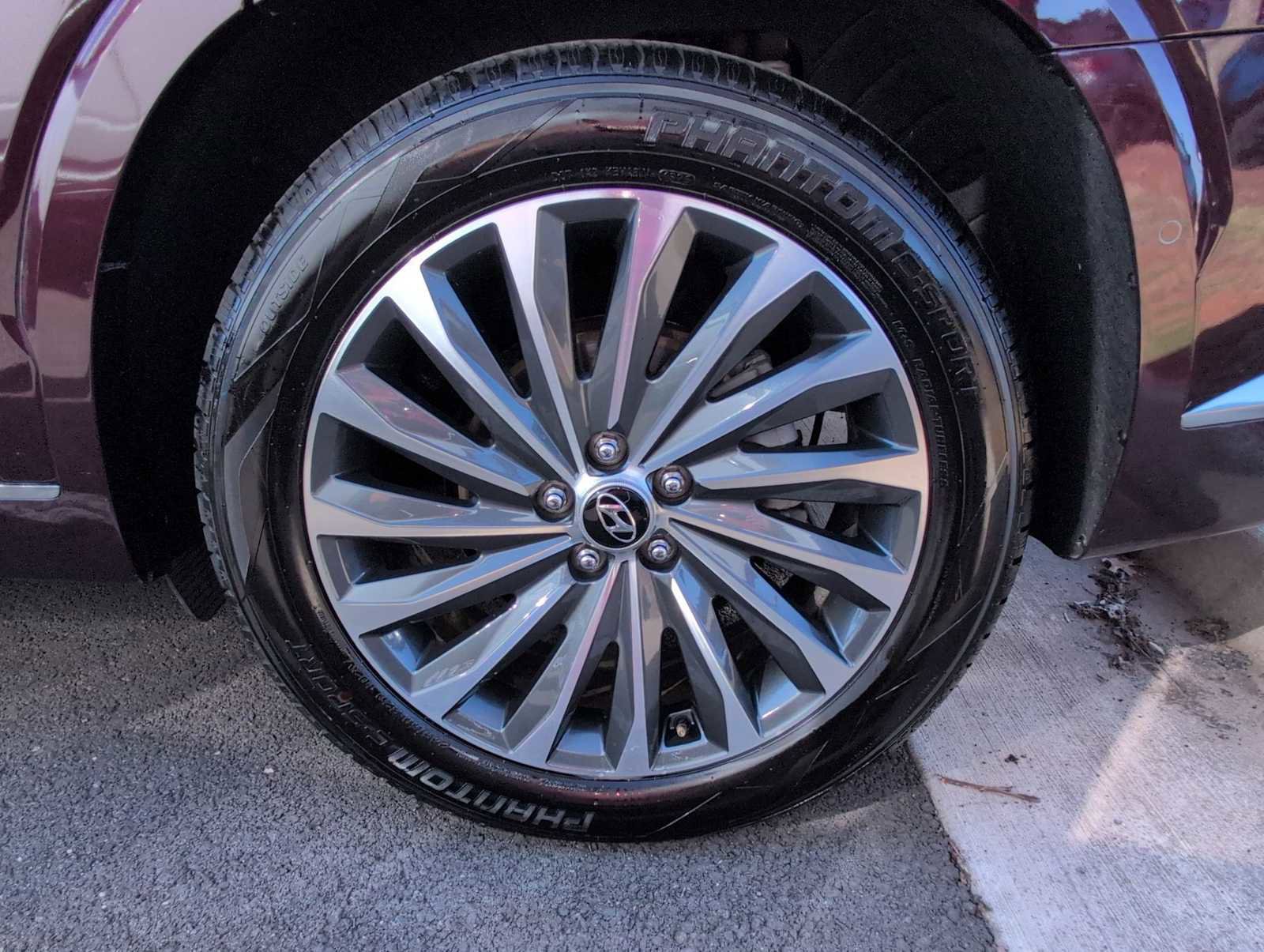 Used 2024 Hyundai Palisade Calligraphy image 14