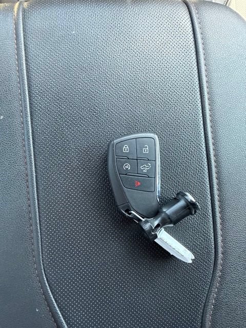 Used 2023 GMC Sierra 1500 AT4 w/ AT4 Premium Package AWD/4WD image 60