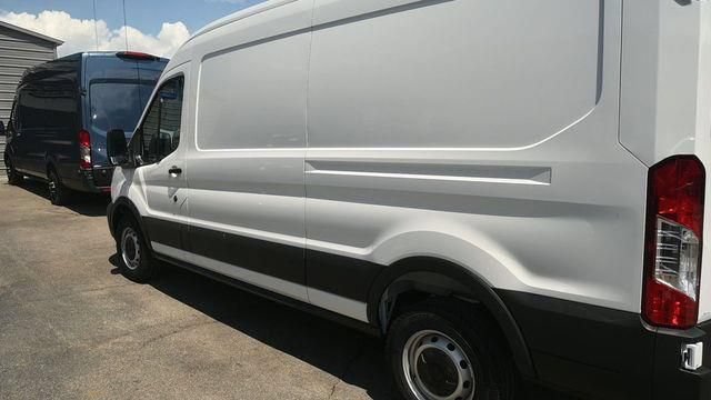 New 2026 Ford Transit 250 148 Medium Roof RWD image 13