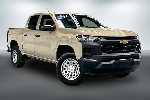 Used 2024 Chevrolet Colorado W/T image 1