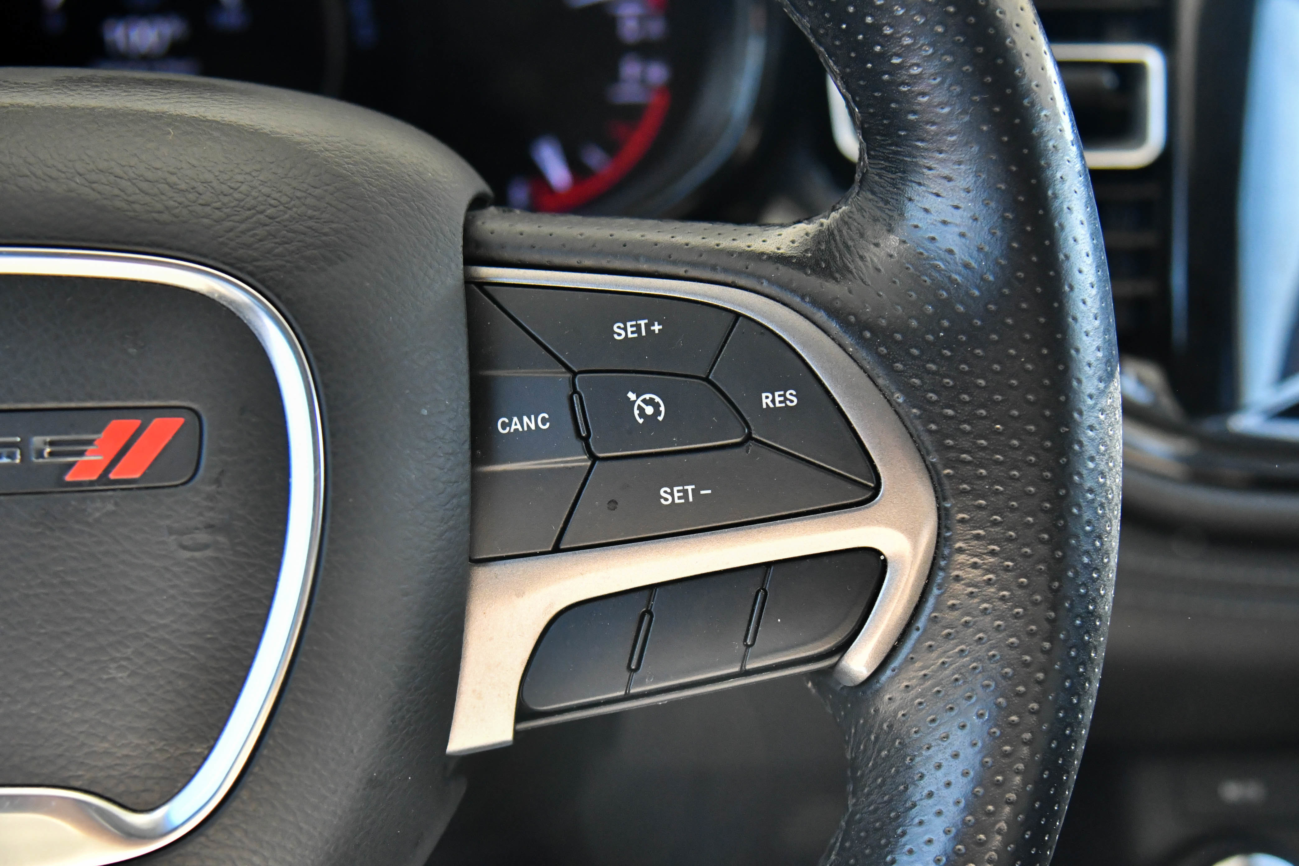 Used 2022 Dodge Durango SXT image 29