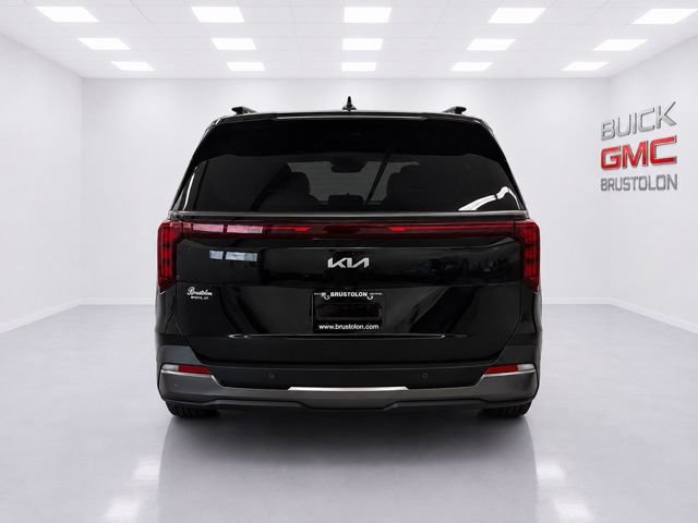 Used 2026 Kia Carnival SX w/ SX Dark Edition Package FWD image 11