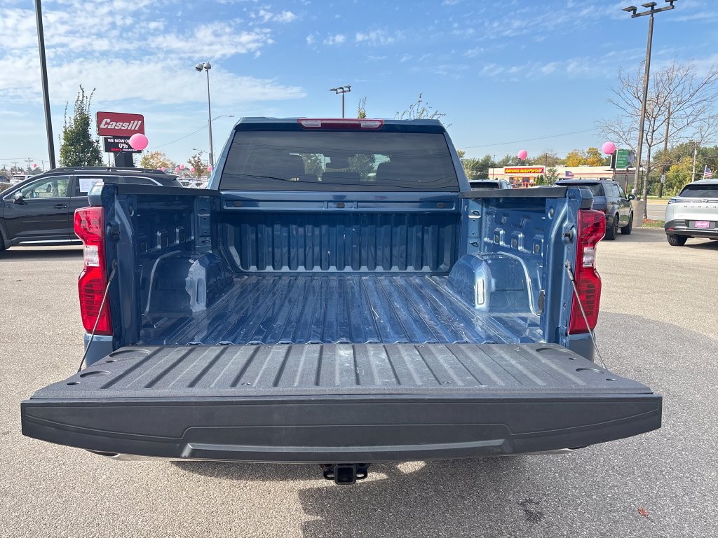 Used 2024 Chevrolet Silverado 1500 LT AWD/4WD image 30