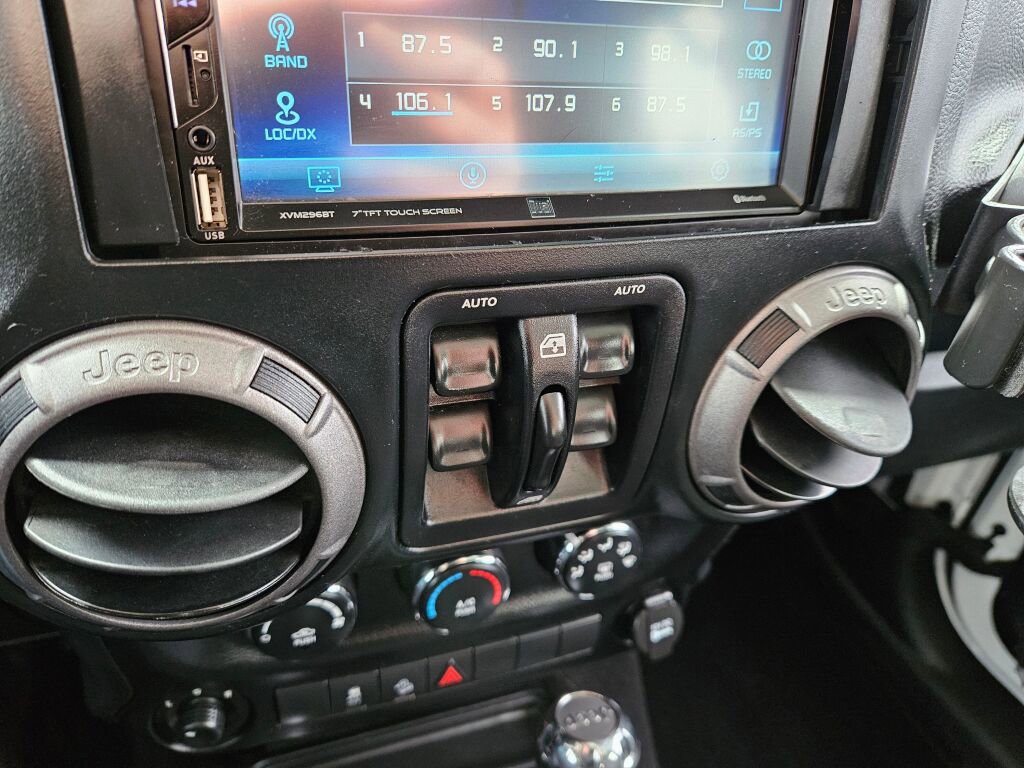 Used 2013 Jeep Wrangler Unlimited Sport image 20