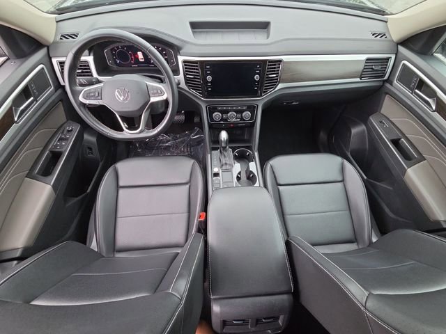 Used 2023 Volkswagen Atlas SE w/ Black Wheel Package FWD image 14