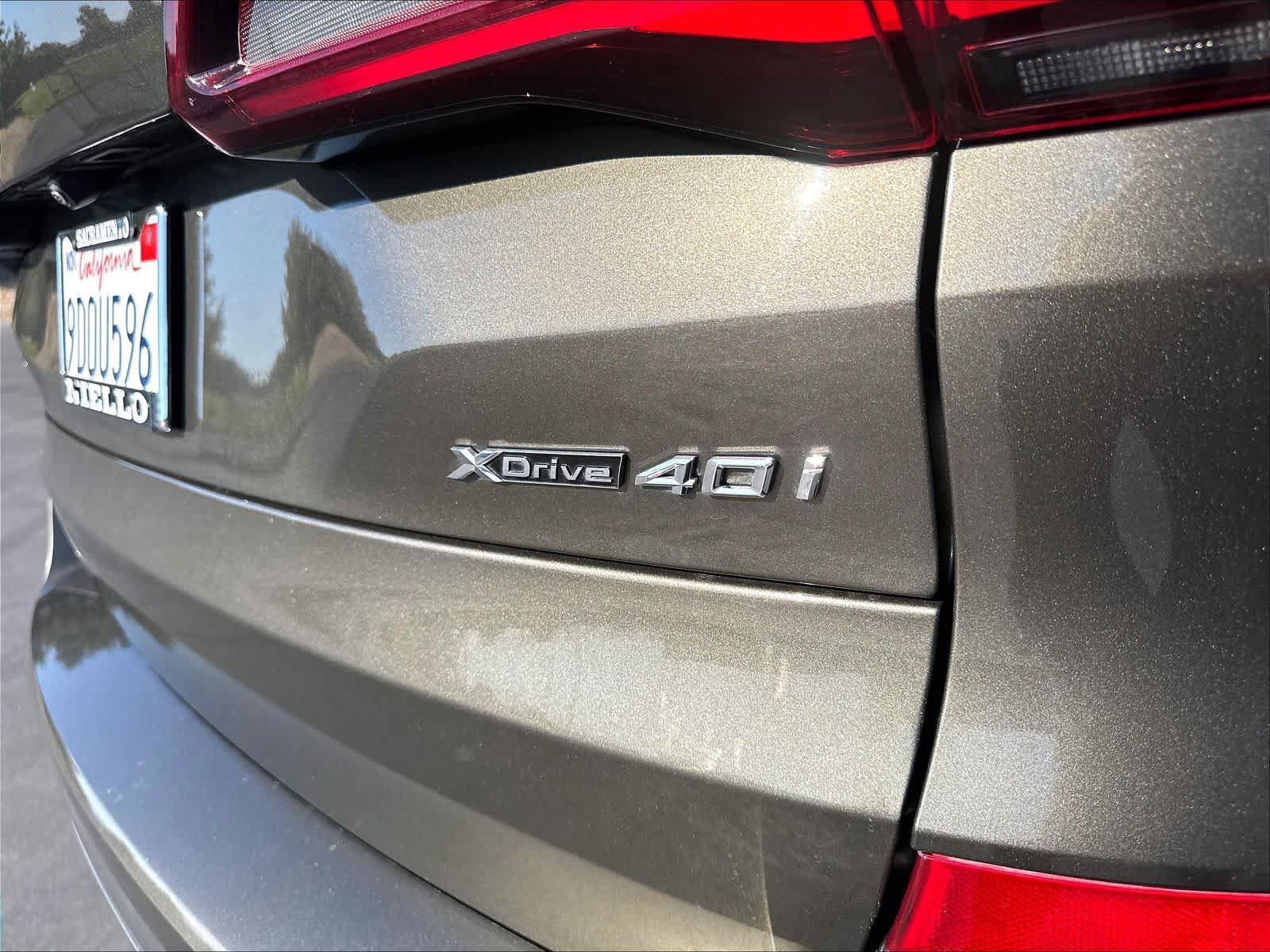 Used 2023 BMW X5 xDrive40i w/ M Sport Package AWD/4WD image 12