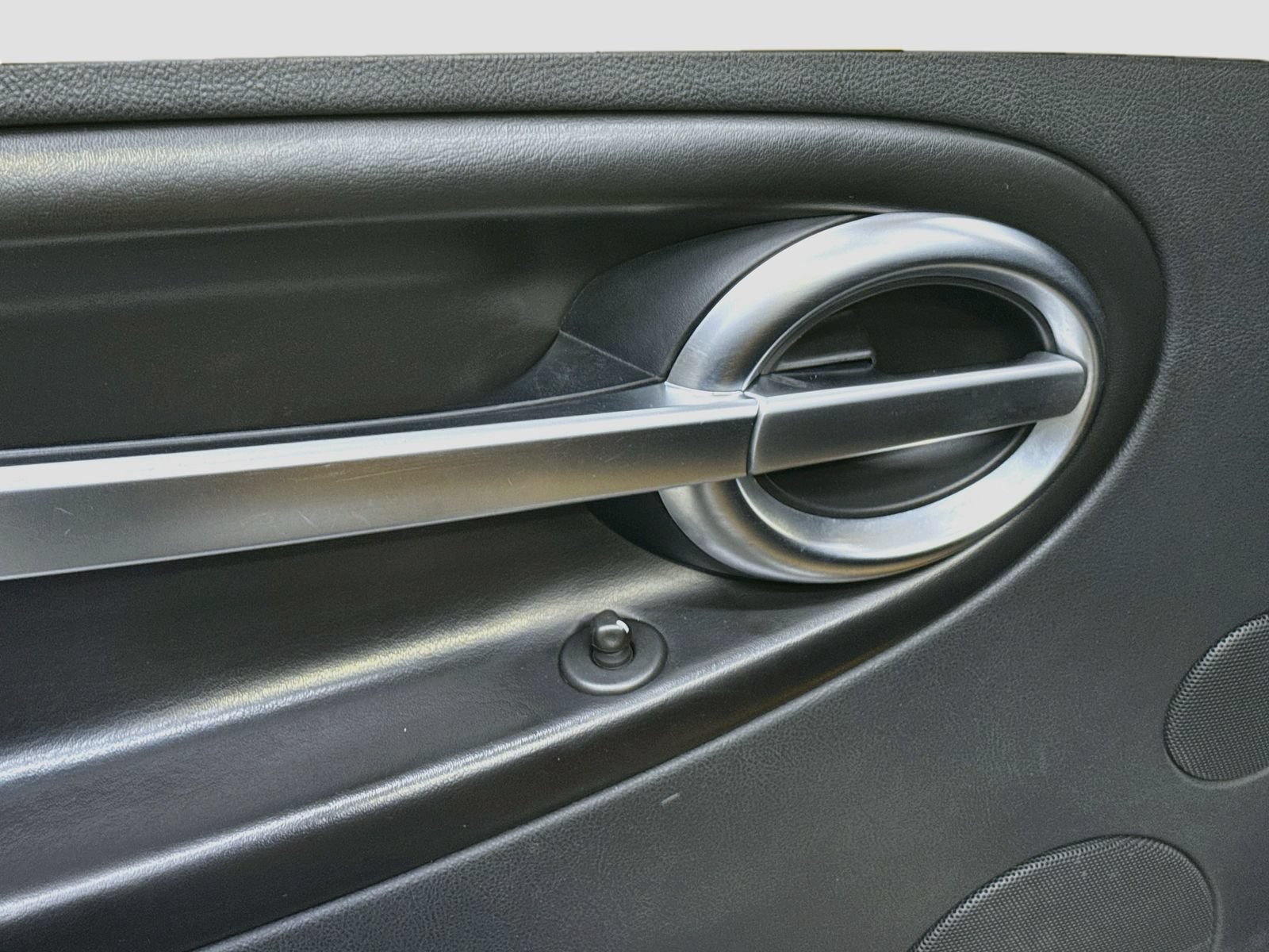 Used 2003 Chevrolet SSR w/ Preferred Equipment Group RWD image 19