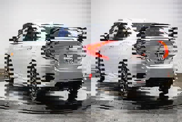 Used 2020 Honda Civic EX image 2