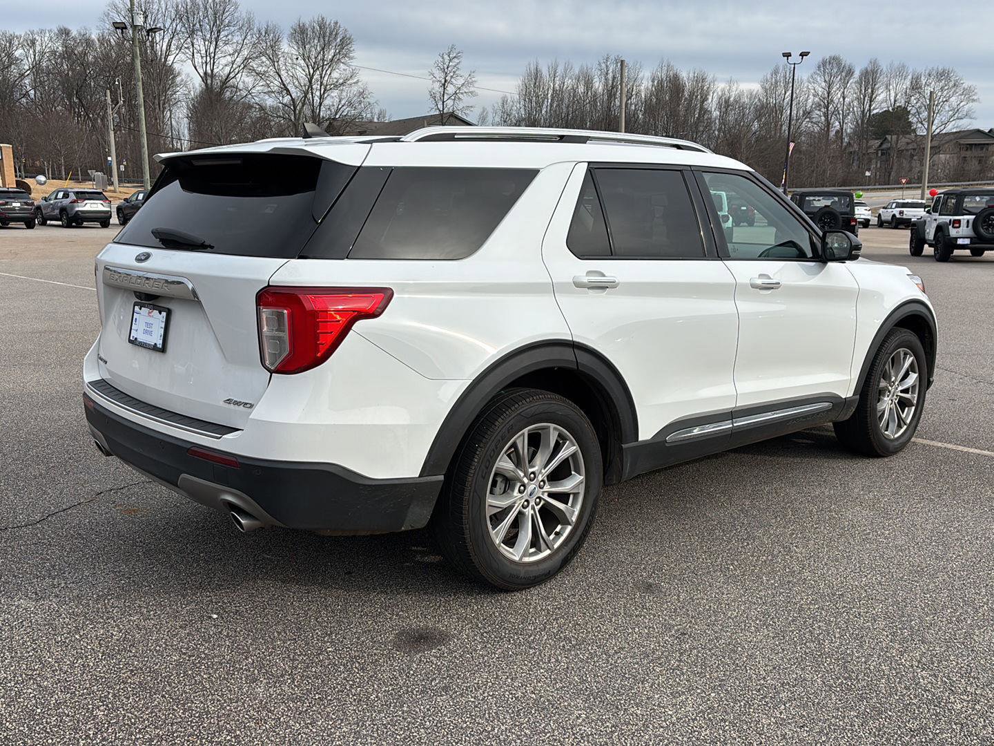 Used 2021 Ford Explorer Limited video 3