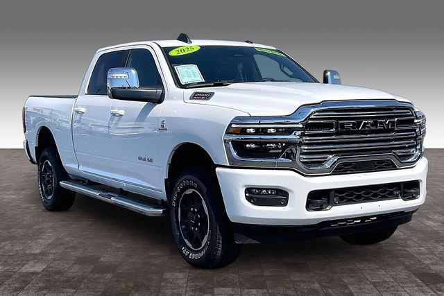 Used 2025 RAM 2500 Laramie AWD/4WD image 11