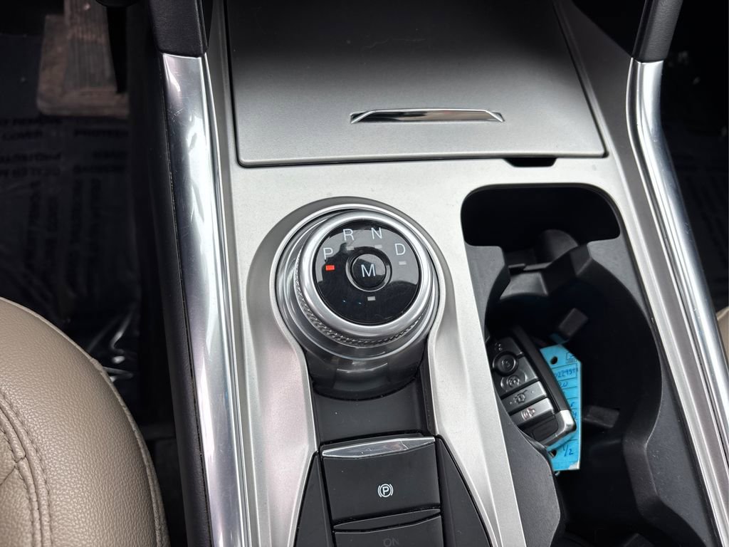 Used 2020 Ford Explorer XLT w/ Equipment Group 202A image 31