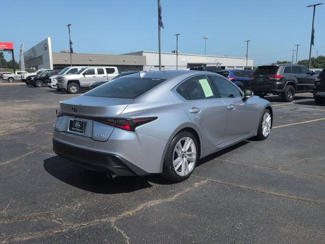 Used 2023 Lexus IS 300 w/ Comfort Package RWD image 8
