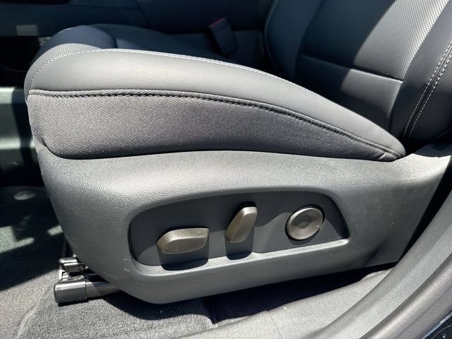 New 2026 GMC Terrain Elevation w/ Elevation Premium Package AWD/4WD image 12