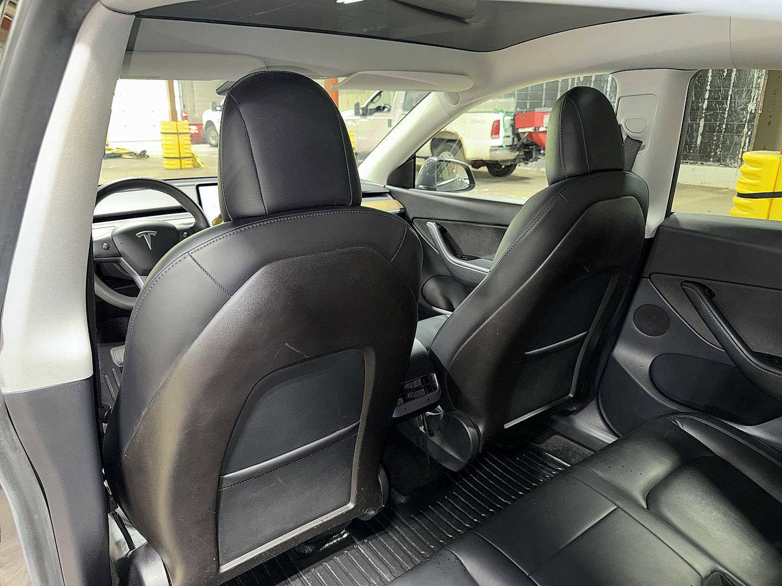 Used 2020 Tesla Model Y Long Range AWD/4WD image 28