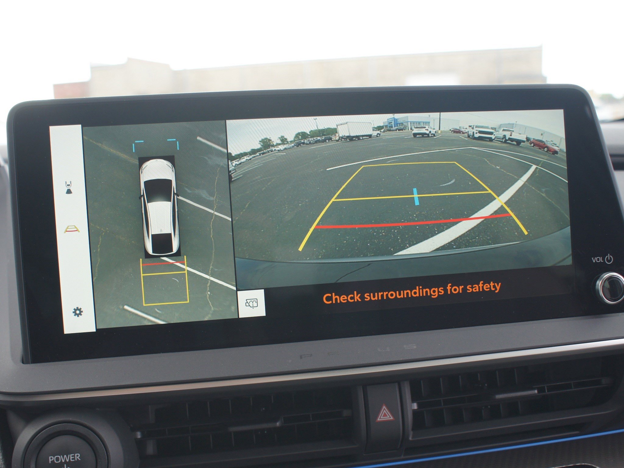 Used 2024 Toyota Prius Limited w/ Limited Premium Package FWD image 7