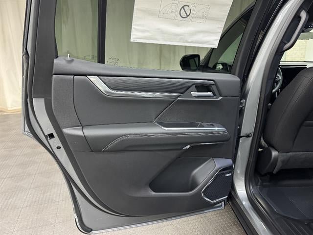 New 2026 GMC Acadia Elevation w/ LPO, Floor Liner Package AWD/4WD image 17