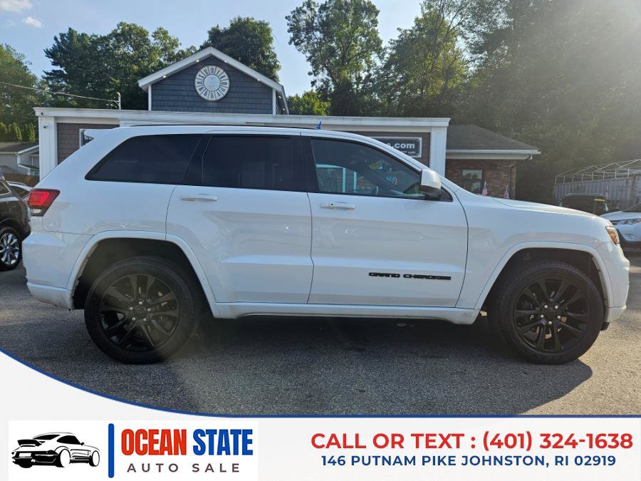 Used 2017 Jeep Grand Cherokee Altitude image 6