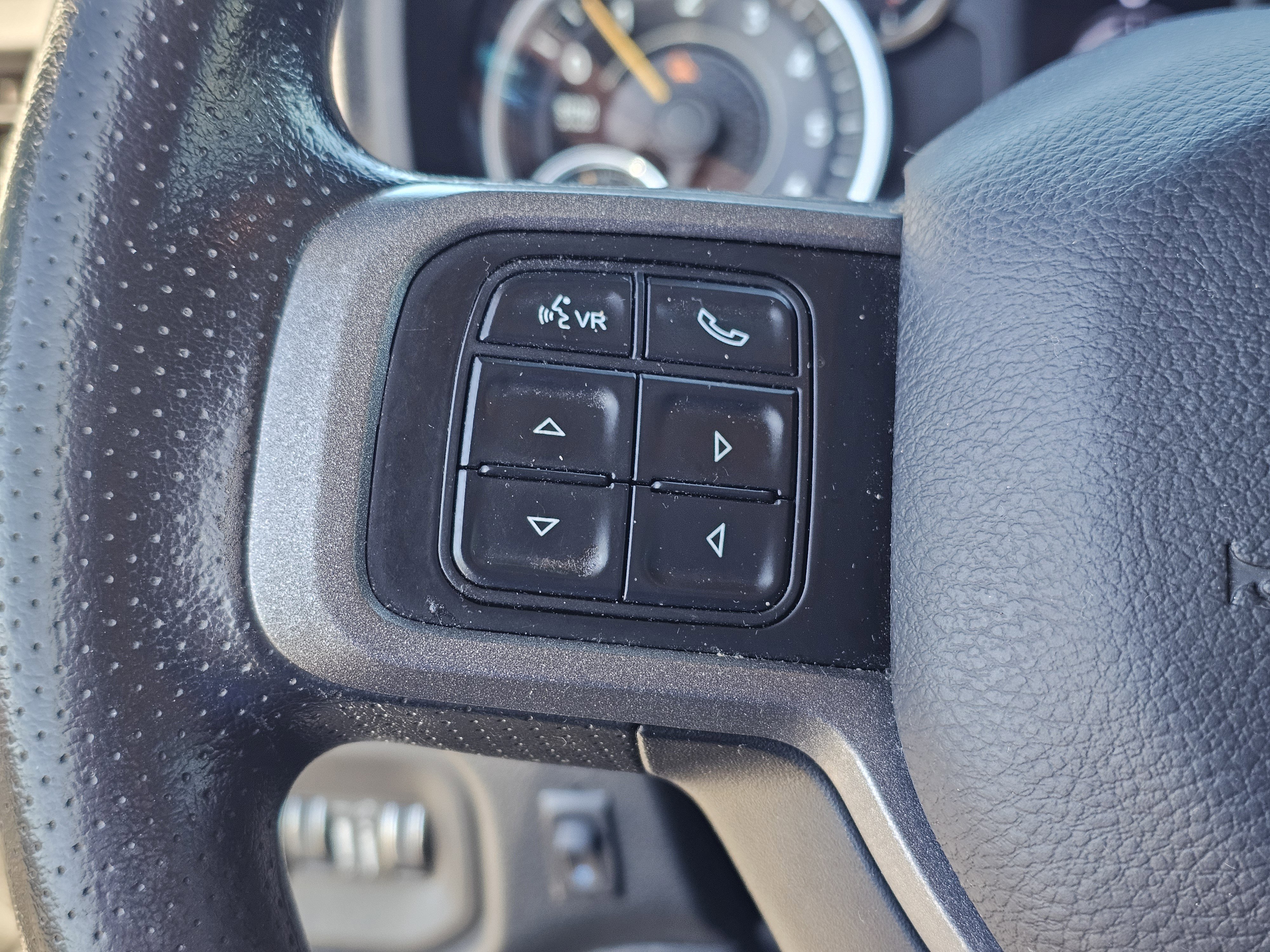 Used 2020 RAM 2500 Tradesman w/ Chrome Appearance Group image 21