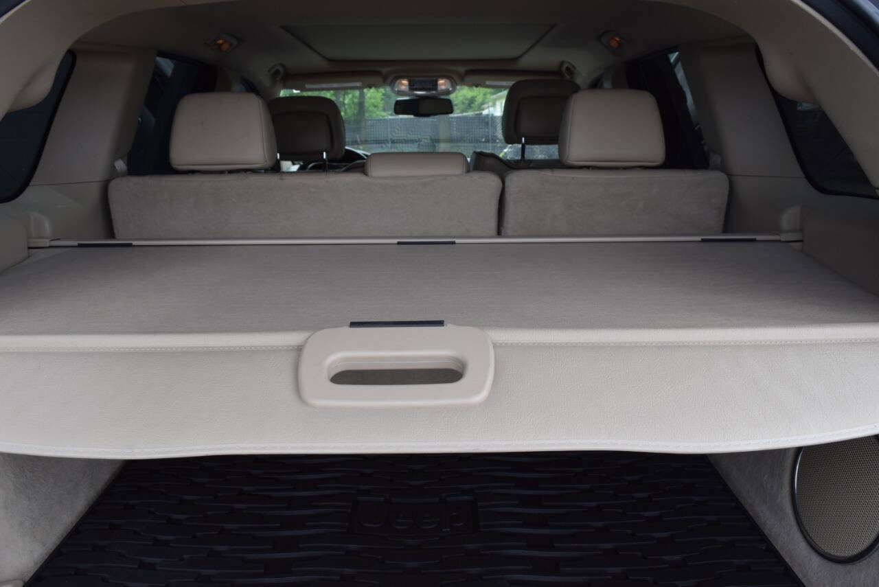 Used 2015 Jeep Grand Cherokee Overland image 23