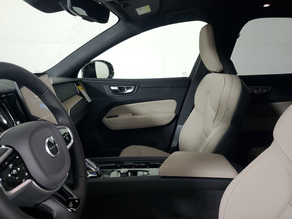 New 2026 Volvo XC60 T8 Plus w/ Protection Package Premier image 22