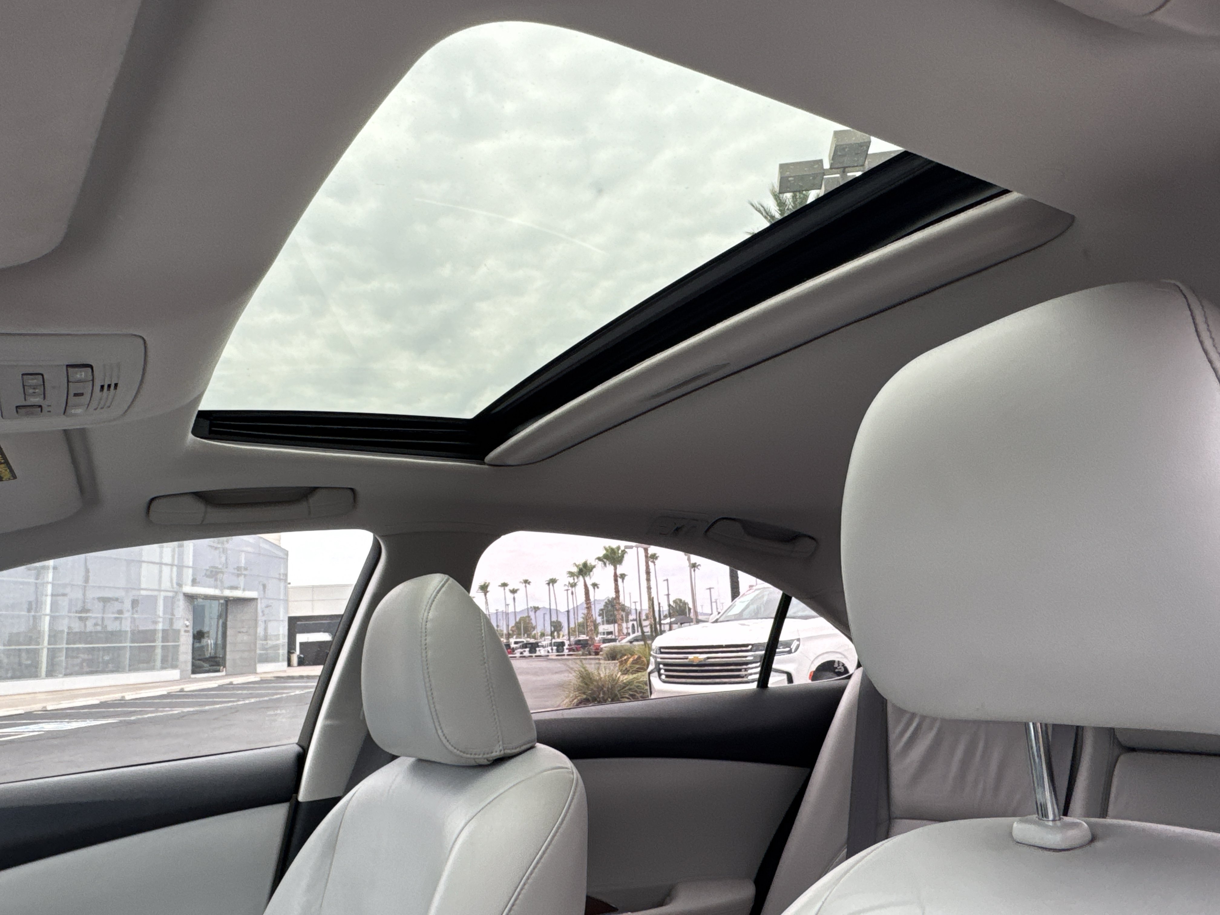 Used 2011 Lexus ES 350 FWD image 19