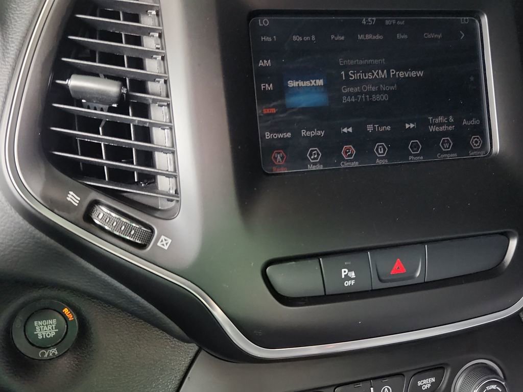 Used 2020 Jeep Cherokee Latitude Plus FWD image 33