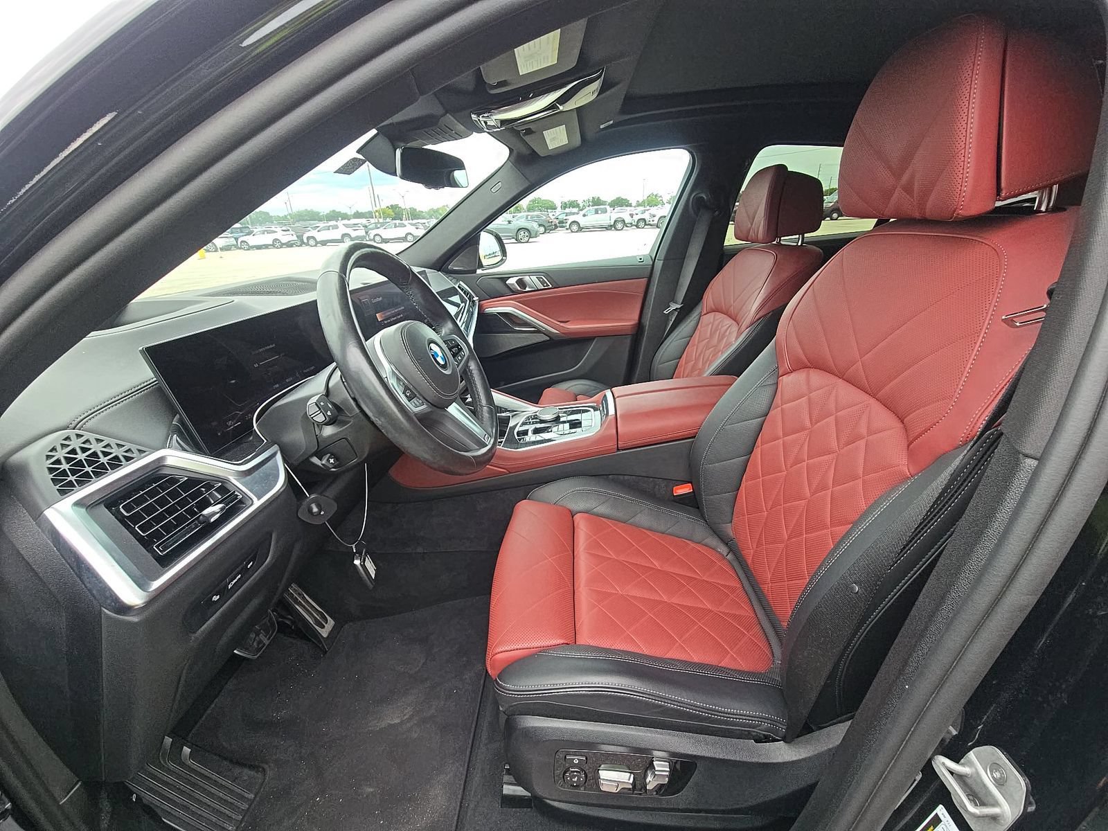 Used 2025 BMW X6 xDrive40i AWD/4WD image 7