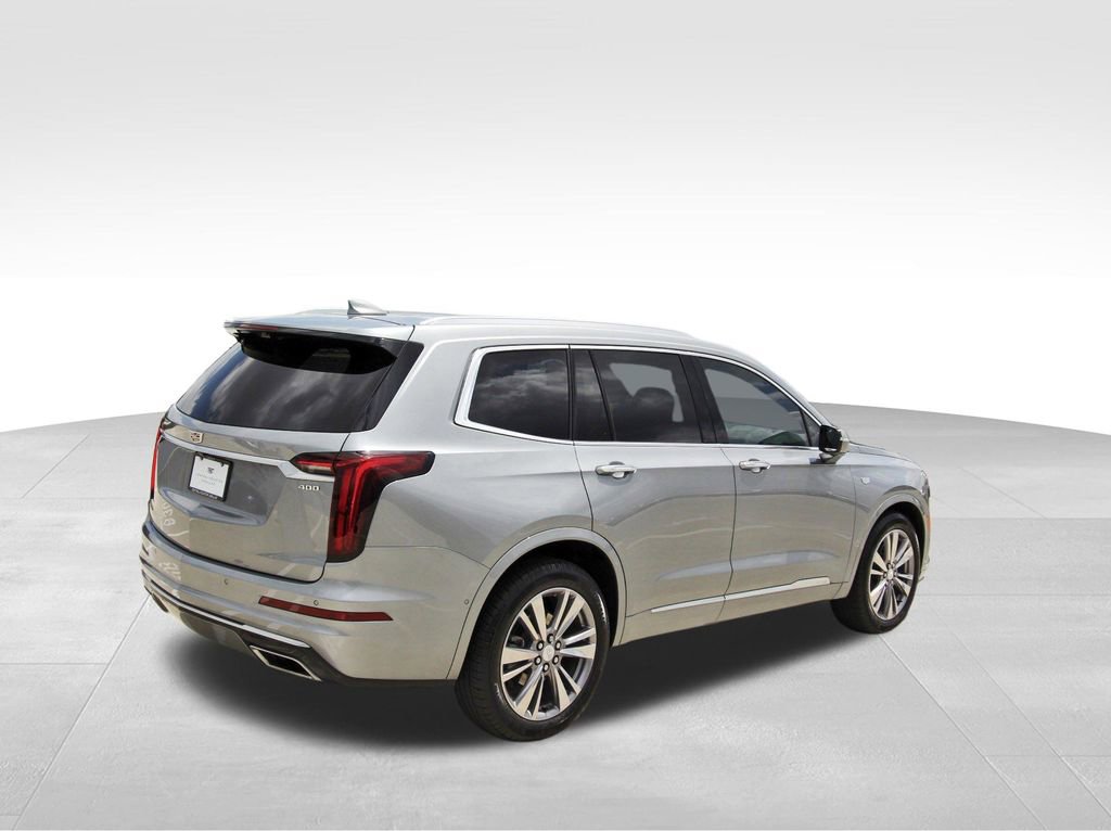 Used 2024 Cadillac XT6 Premium Luxury w/ Technology Package image 4