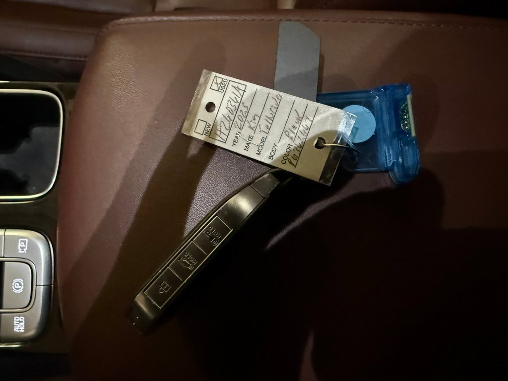 Used 2023 Kia Telluride SX image 42