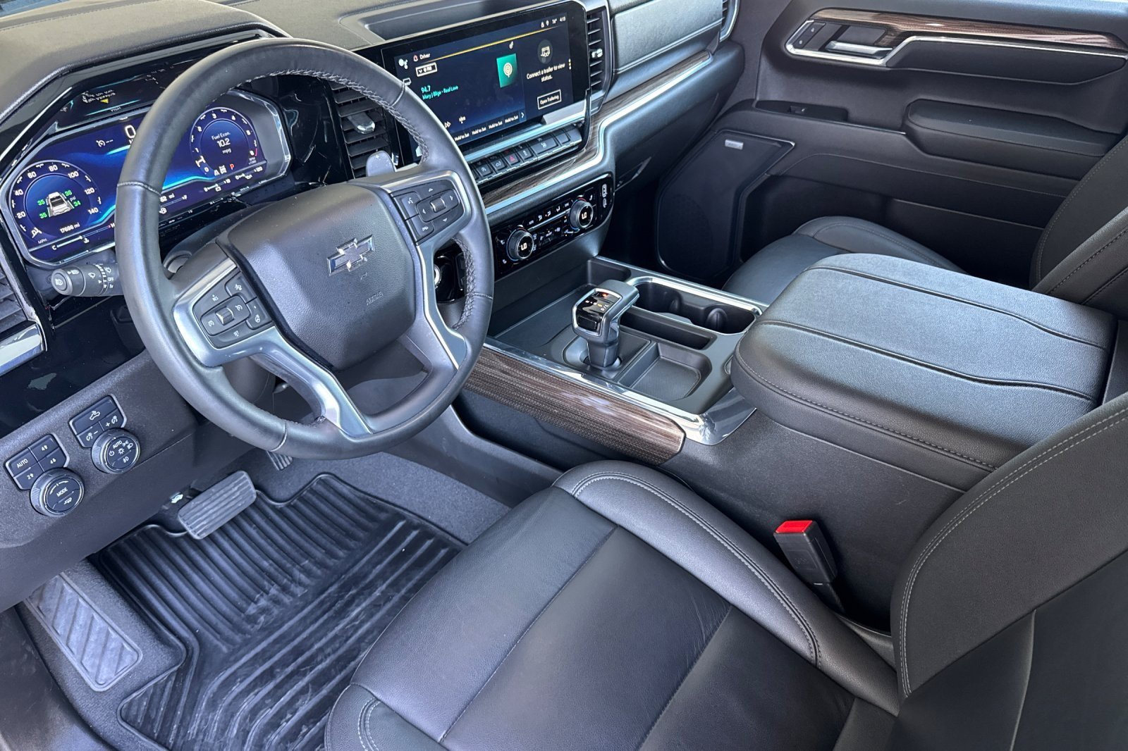 Used 2023 Chevrolet Silverado 1500 RST w/ Convenience Package II AWD/4WD image 9
