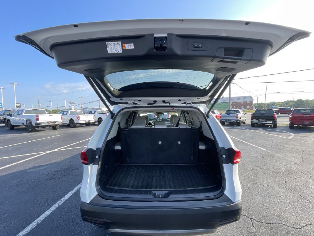 Used 2024 Toyota Grand Highlander AWD image 25